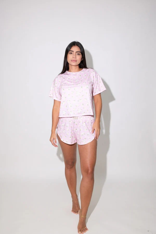 conjunto short con camisa flores