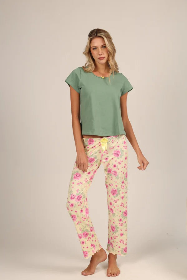 Conjunto Pantalón Camiseta flores